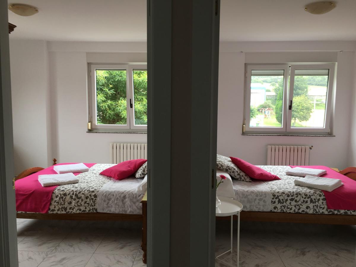 Xabarin Apartment Abadín Екстериор снимка